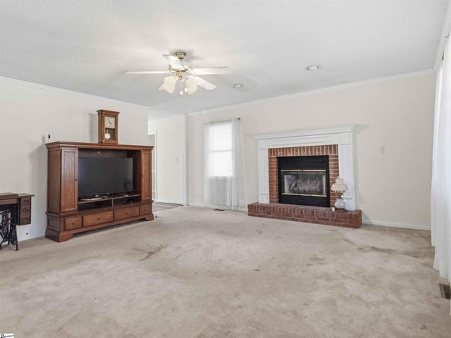 123 Poplar Knoll Drive, Moore, SC 29369