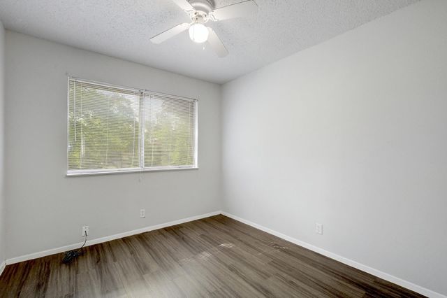 5905 Hidden Valley TRL, Austin, TX 78744
