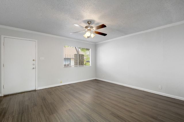 5905 Hidden Valley TRL, Austin, TX 78744