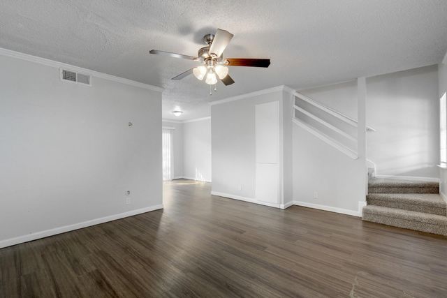 5905 Hidden Valley TRL, Austin, TX 78744
