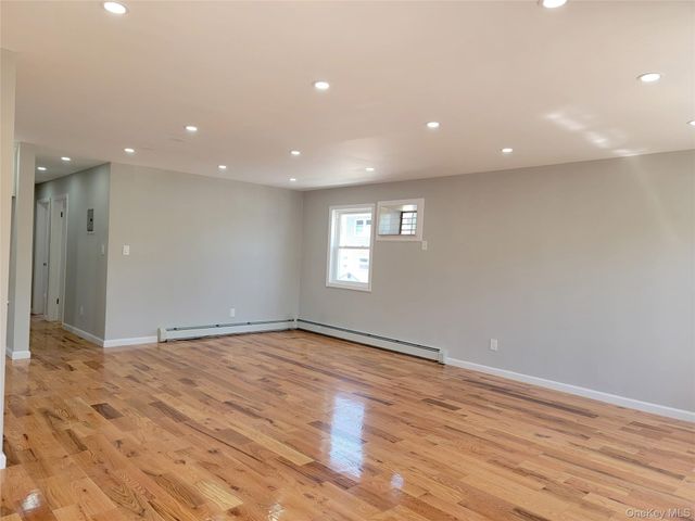 14514 226th Street, Springfield Gardens, NY 11413