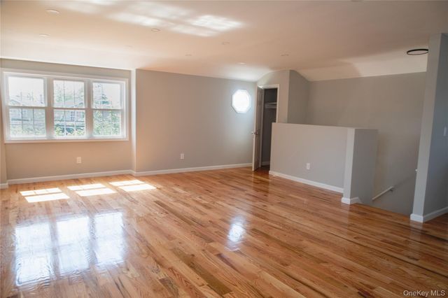14514 226th Street, Springfield Gardens, NY 11413