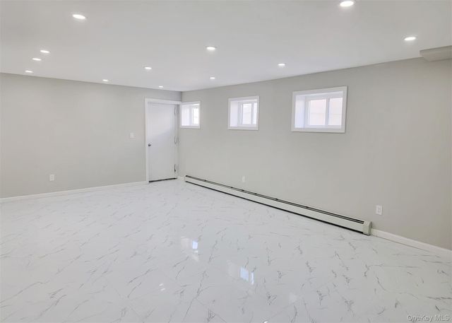 14514 226th Street, Springfield Gardens, NY 11413