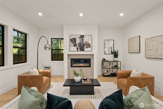 16654 NE 12th Street, Bellevue, WA 98008