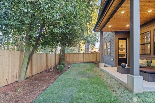 16654 NE 12th Street, Bellevue, WA 98008