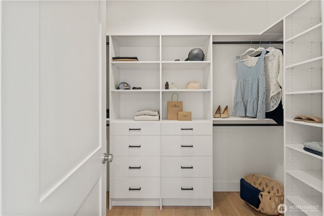 16654 NE 12th Street, Bellevue, WA 98008