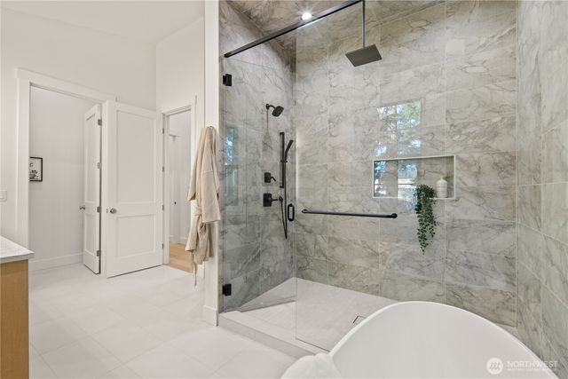 16654 NE 12th Street, Bellevue, WA 98008