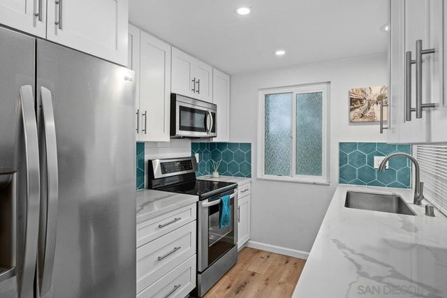 5350 Baltimore Dr 22, La Mesa, CA 91942