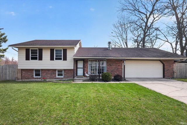 4024 Glenview Drive, South Bend, IN 46628