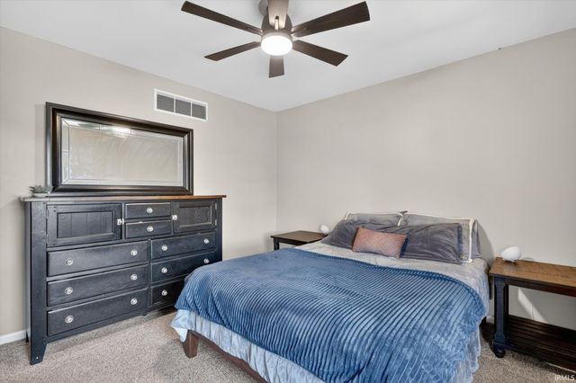 4024 Glenview Drive, South Bend, IN 46628