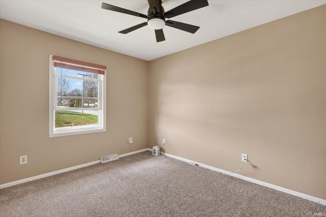 4024 Glenview Drive, South Bend, IN 46628