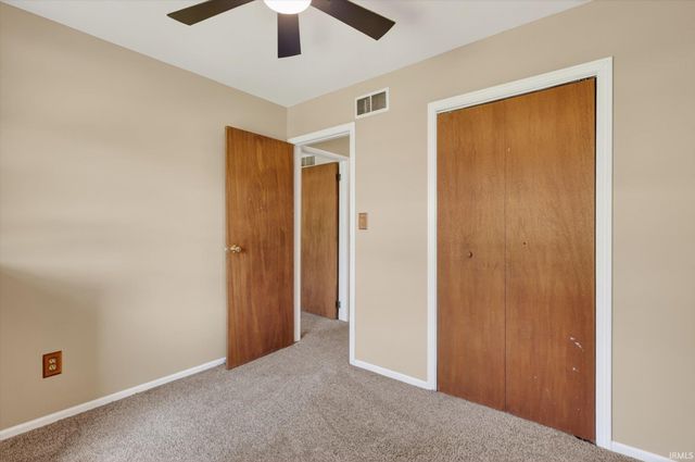 4024 Glenview Drive, South Bend, IN 46628