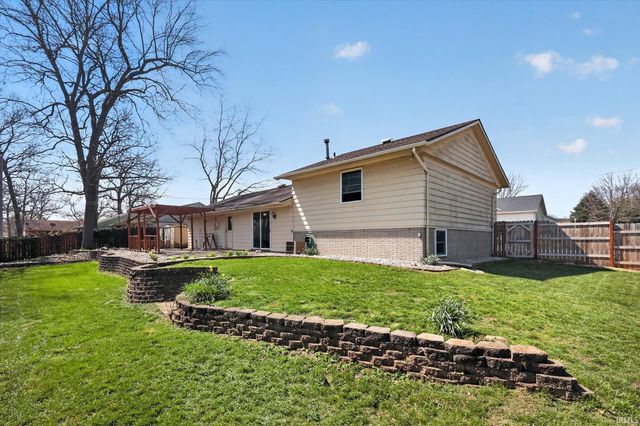 4024 Glenview Drive, South Bend, IN 46628