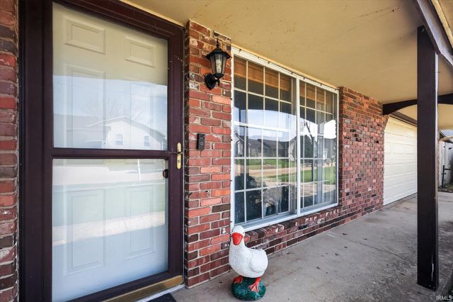 4024 Glenview Drive, South Bend, IN 46628