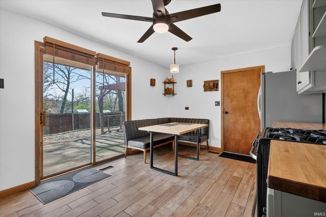 4024 Glenview Drive, South Bend, IN 46628