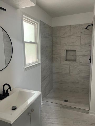 917 NE 108th Terrace, Kansas City, MO 64155