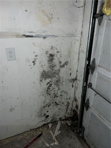 917 NE 108th Terrace, Kansas City, MO 64155