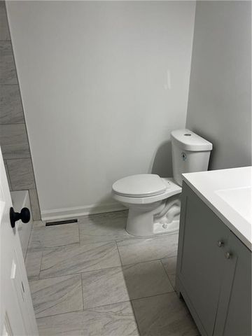 917 NE 108th Terrace, Kansas City, MO 64155