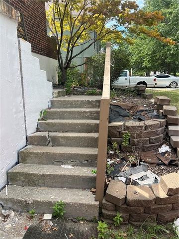 917 NE 108th Terrace, Kansas City, MO 64155