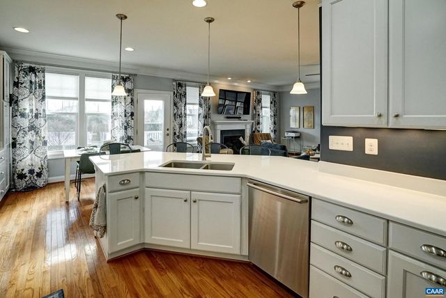 7652 BIRCHWOOD HILL RD, Crozet, VA 22932