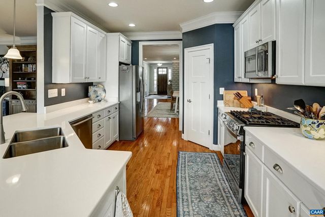 7652 BIRCHWOOD HILL RD, Crozet, VA 22932