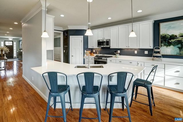 7652 BIRCHWOOD HILL RD, Crozet, VA 22932