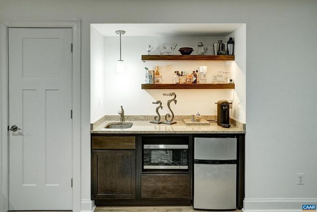 7652 BIRCHWOOD HILL RD, Crozet, VA 22932