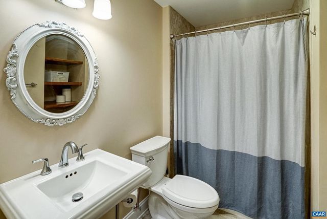 7652 BIRCHWOOD HILL RD, Crozet, VA 22932