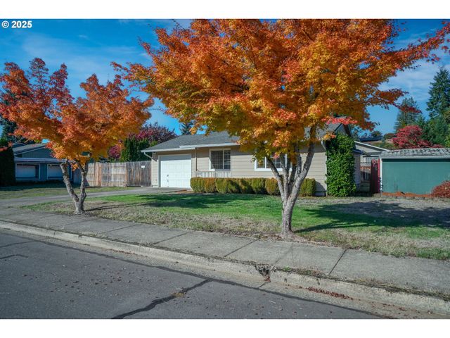 1480 EDISON Ave, Cottage Grove, OR 97424