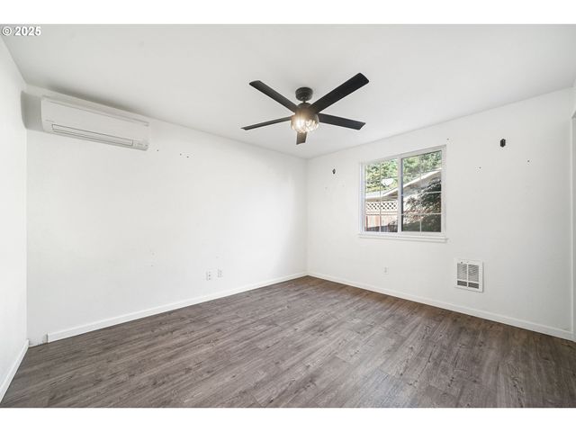 1480 EDISON Ave, Cottage Grove, OR 97424