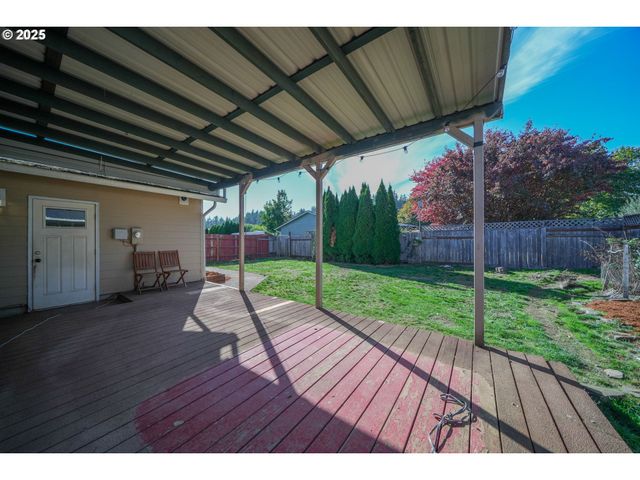 1480 EDISON Ave, Cottage Grove, OR 97424