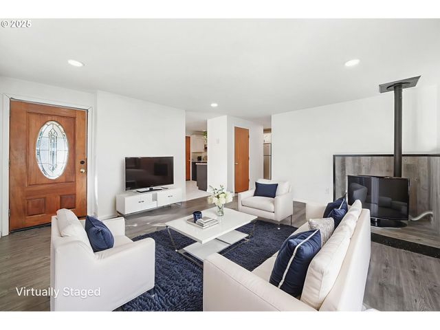 1480 EDISON Ave, Cottage Grove, OR 97424