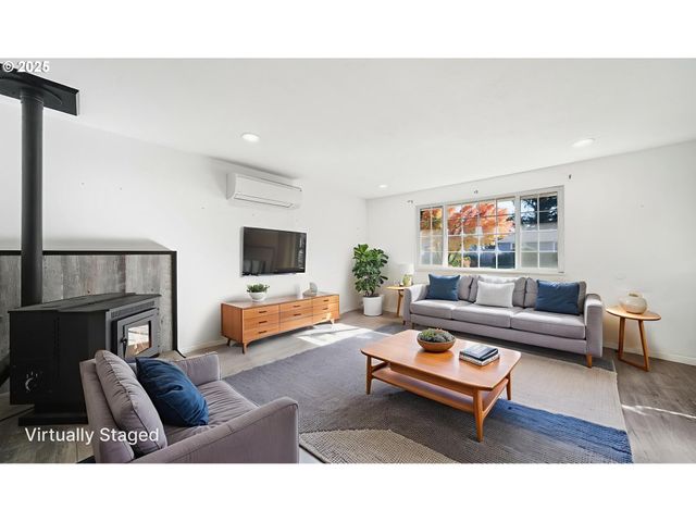 1480 EDISON Ave, Cottage Grove, OR 97424