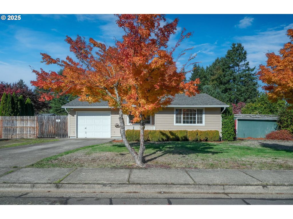 1480 EDISON Ave, Cottage Grove, OR 97424