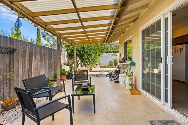 833 W Chase, El Cajon, CA 92020