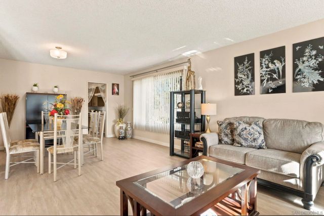 833 W Chase, El Cajon, CA 92020