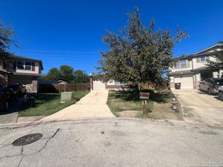 3862 Candleglenn # 103, San Antonio, TX 78244