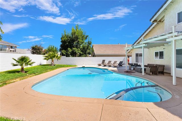13170 Palos Grande, Victorville, CA 92395