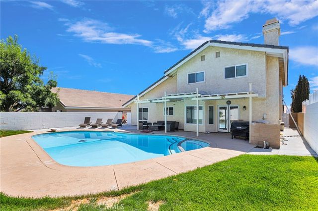 13170 Palos Grande, Victorville, CA 92395