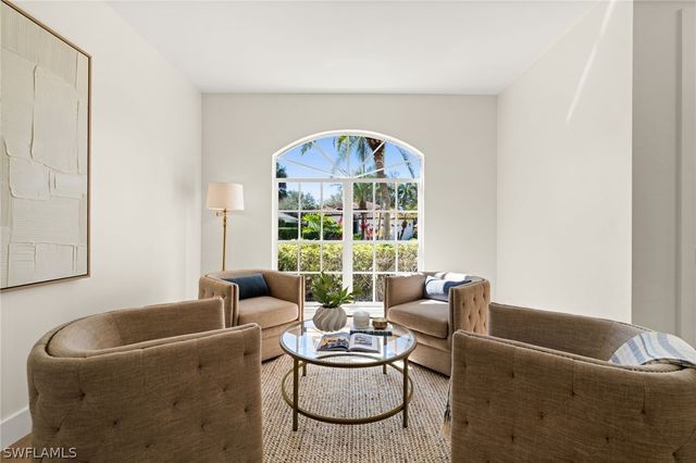 8841 Springwood CT, Bonita Springs, FL 34135