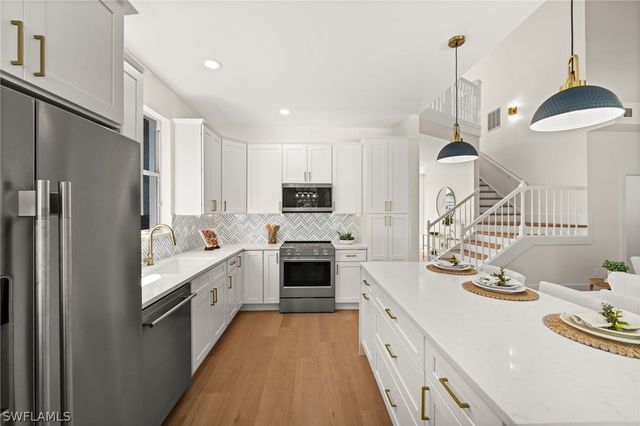 8841 Springwood CT, Bonita Springs, FL 34135