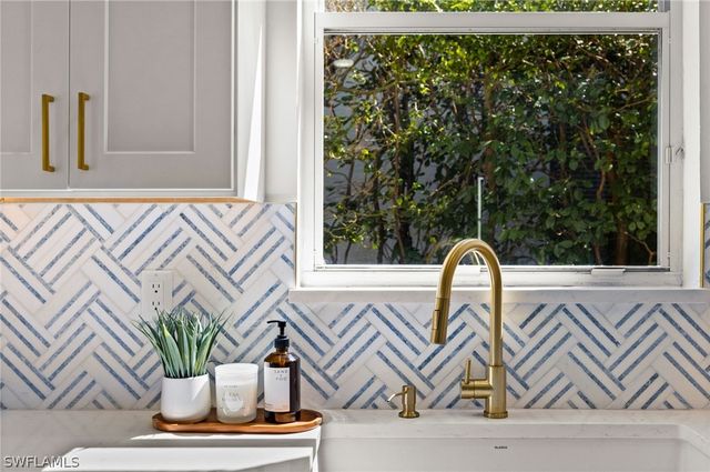 8841 Springwood CT, Bonita Springs, FL 34135