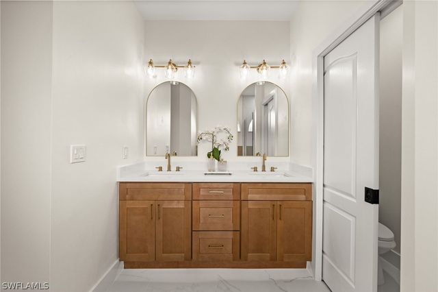 8841 Springwood CT, Bonita Springs, FL 34135