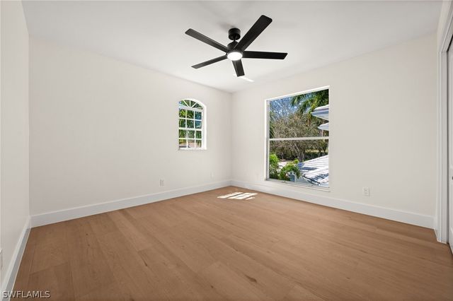 8841 Springwood CT, Bonita Springs, FL 34135