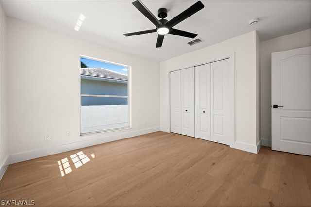 8841 Springwood CT, Bonita Springs, FL 34135