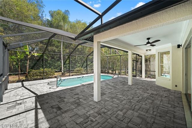 8841 Springwood CT, Bonita Springs, FL 34135