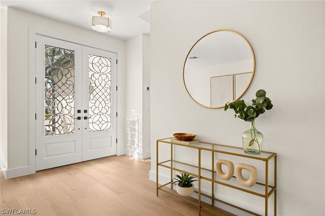 8841 Springwood CT, Bonita Springs, FL 34135