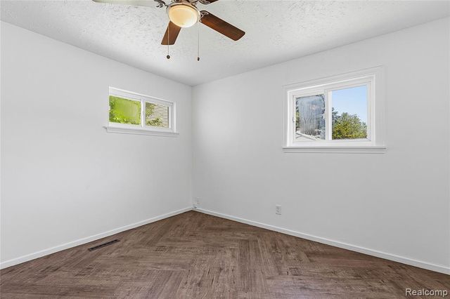 31505 Allegan Court, Westland, MI 48186