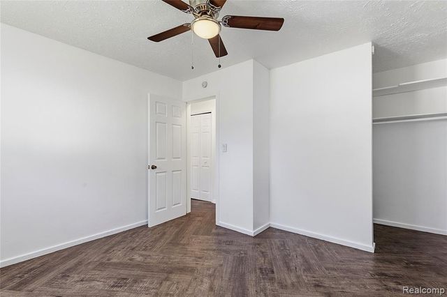 31505 Allegan Court, Westland, MI 48186