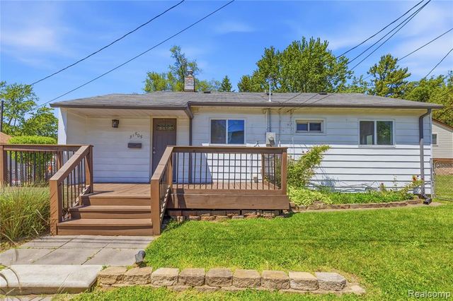 31505 Allegan Court, Westland, MI 48186